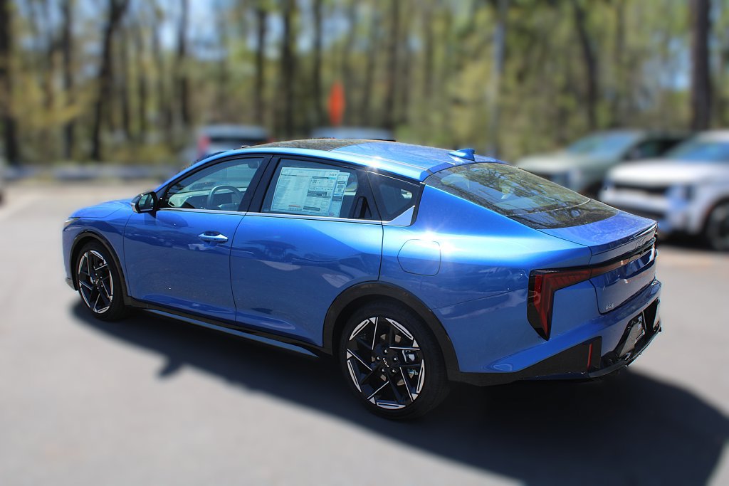 New 2026 Kia K4 GT-Line w/ GT-Line Sunroof Package FWD image 6