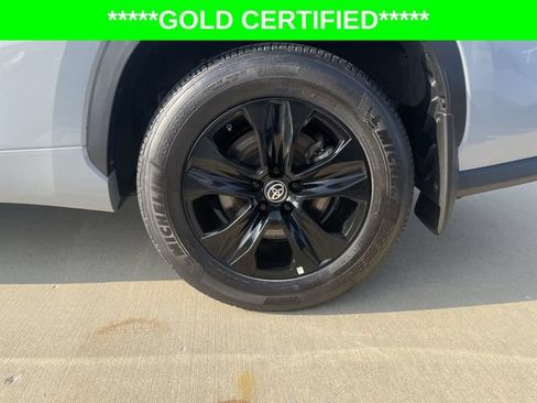 Certified 2024 Toyota Highlander XLE AWD/4WD image 31