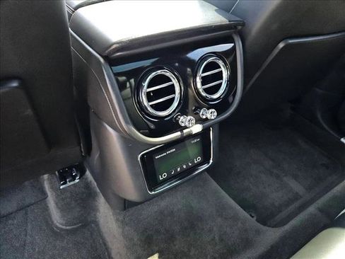 Used 2021 Bentley Bentayga Speed AWD/4WD image 18
