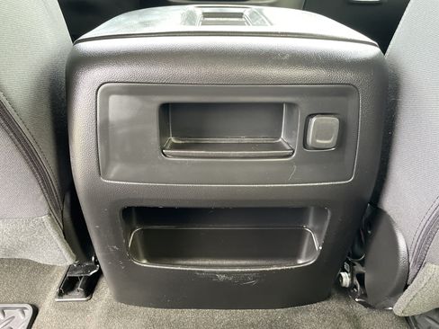 Used 2018 Chevrolet Silverado 1500 LT w/ All Star Edition AWD/4WD image 34