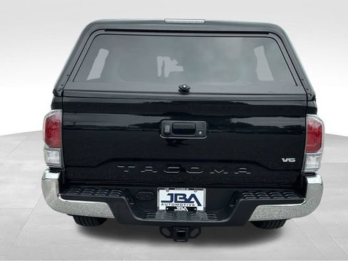 Used 2023 Toyota Tacoma TRD Off-Road AWD/4WD image 25