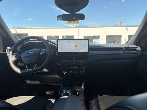 Used 2023 Ford Escape ST-Line w/ Tech Pack #1 AWD/4WD image 18