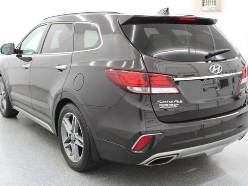 Used 2018 Hyundai Santa Fe Limited FWD image 6