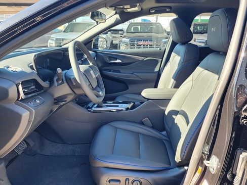 New 2026 Buick Envista Sport Touring image 15