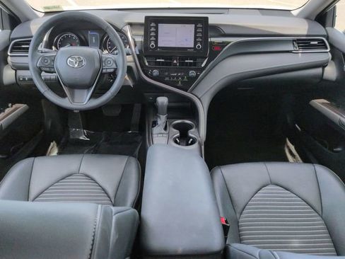 Certified 2023 Toyota Camry SE FWD image 14