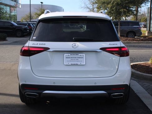 Used 2024 Mercedes-Benz GLE 350 4MATIC image 7