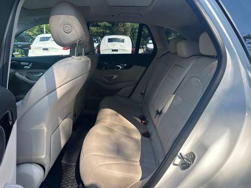 Certified 2019 Mercedes-Benz GLC 300 image 9