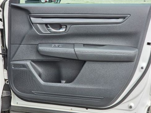 Used 2025 Honda CR-V EX image 10