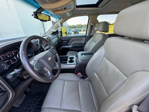 Used 2017 Chevrolet Silverado 2500 LTZ w/ Duramax Plus Package AWD/4WD image 28