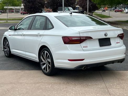 Used 2019 Volkswagen Jetta GLI FWD image 9