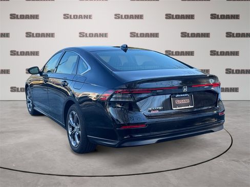 Used 2023 Honda Accord EX image 3