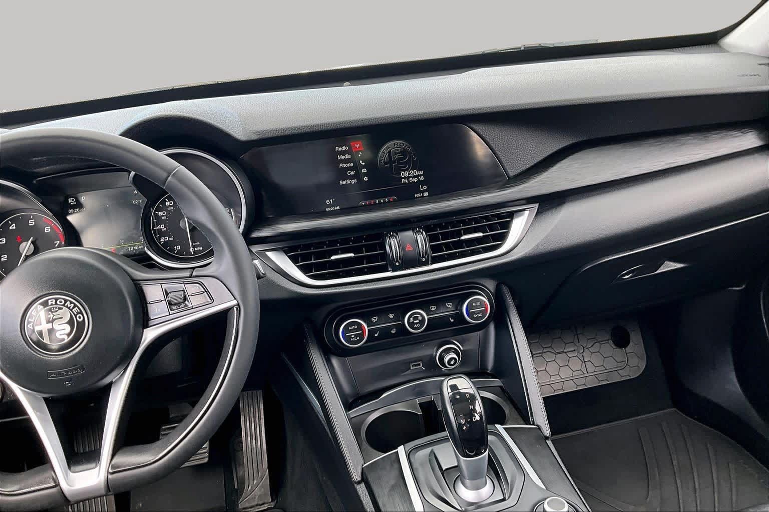 Used 2018 Alfa Romeo Stelvio AWD w/ Cold Weather Package image 7
