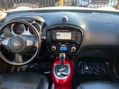 Used 2015 Nissan Juke SL image 10