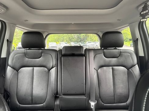 Used 2024 Jeep Grand Cherokee Limited AWD/4WD image 22