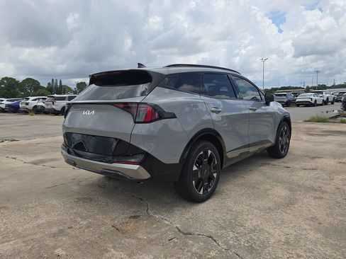 New 2026 Kia Sportage SX FWD image 8