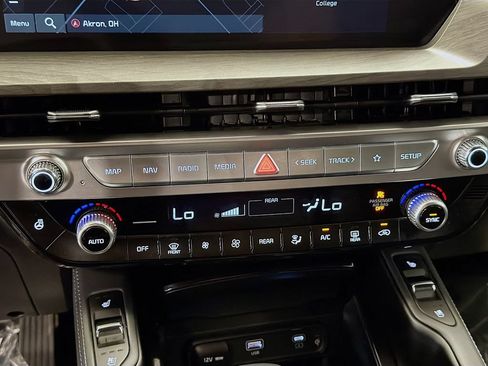 Used 2024 Kia Telluride EX X-Line AWD/4WD image 18