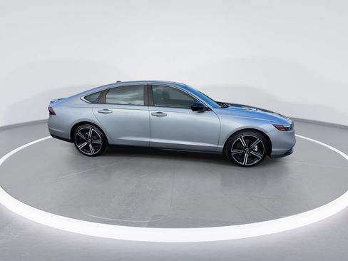 Used 2024 Honda Accord Sport image 15