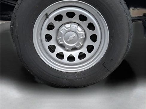 Used 2023 Chevrolet Silverado 1500 W/T w/ WT Value Package image 7