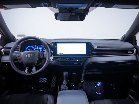 Used 2026 Toyota Camry XSE w/ Premium Plus Package image 10