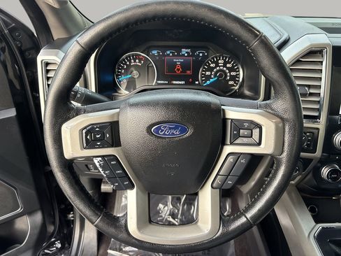 Used 2016 Ford F150 Lariat w/ Equipment Group 502A Luxury image 32