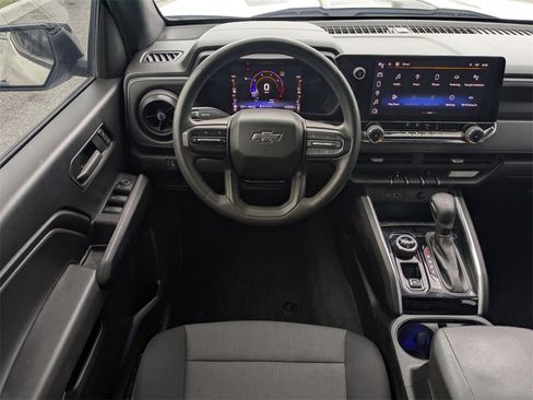 Certified 2023 Chevrolet Colorado Trail Boss w/ Technology Package image 18