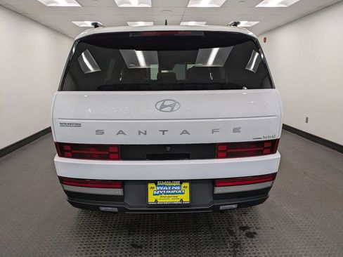 Used 2025 Hyundai Santa Fe Limited AWD/4WD image 5