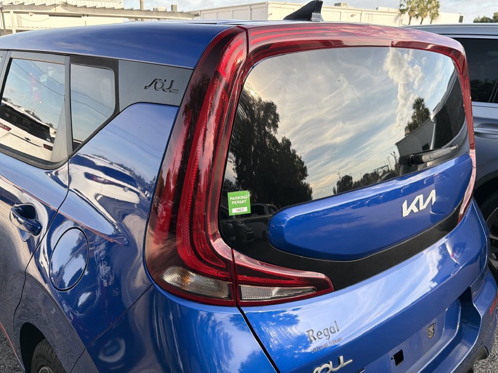 Used 2022 Kia Soul Turbo FWD image 9
