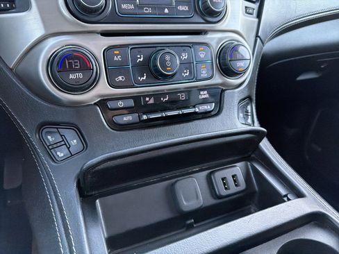 Used 2019 GMC Yukon Denali w/ Denali Ultimate Package image 22