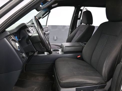Used 2015 Ford Expedition XL image 21
