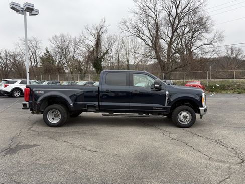 Used 2023 Ford F350 XLT image 10