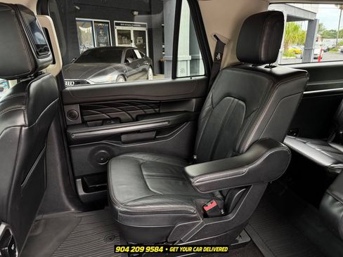 Used 2020 Ford Expedition Max Platinum RWD image 25