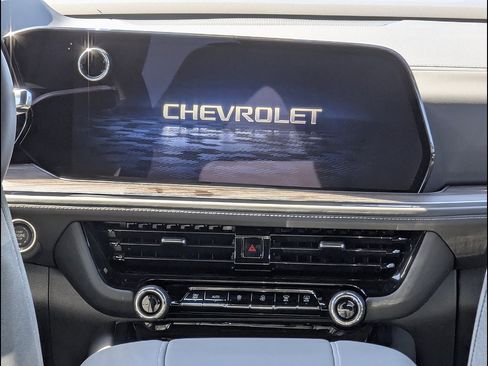 New 2026 Chevrolet Suburban Z71 w/ Z71 Off-Road Package AWD/4WD image 27