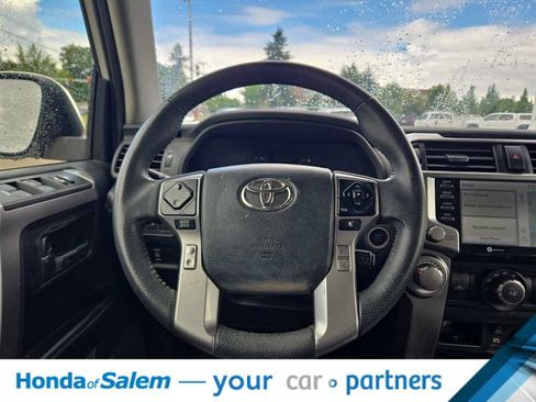 Used 2021 Toyota 4Runner SR5 Premium w/ Moonroof Package AWD/4WD image 12