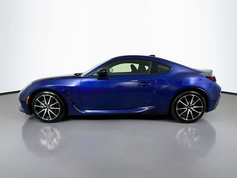 Used 2023 Toyota GR86 RWD image 9