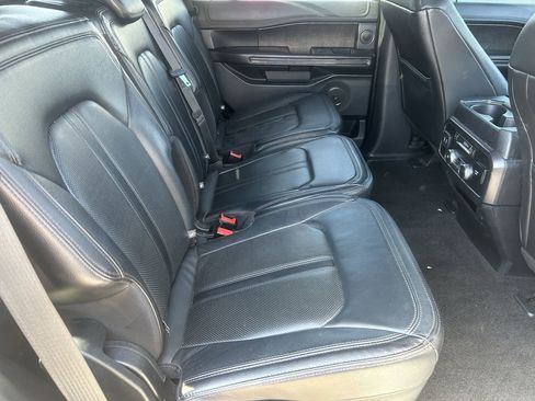 Used 2020 Ford Expedition Limited RWD image 10