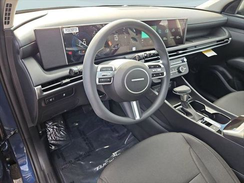 New 2026 Hyundai Tucson SE image 13