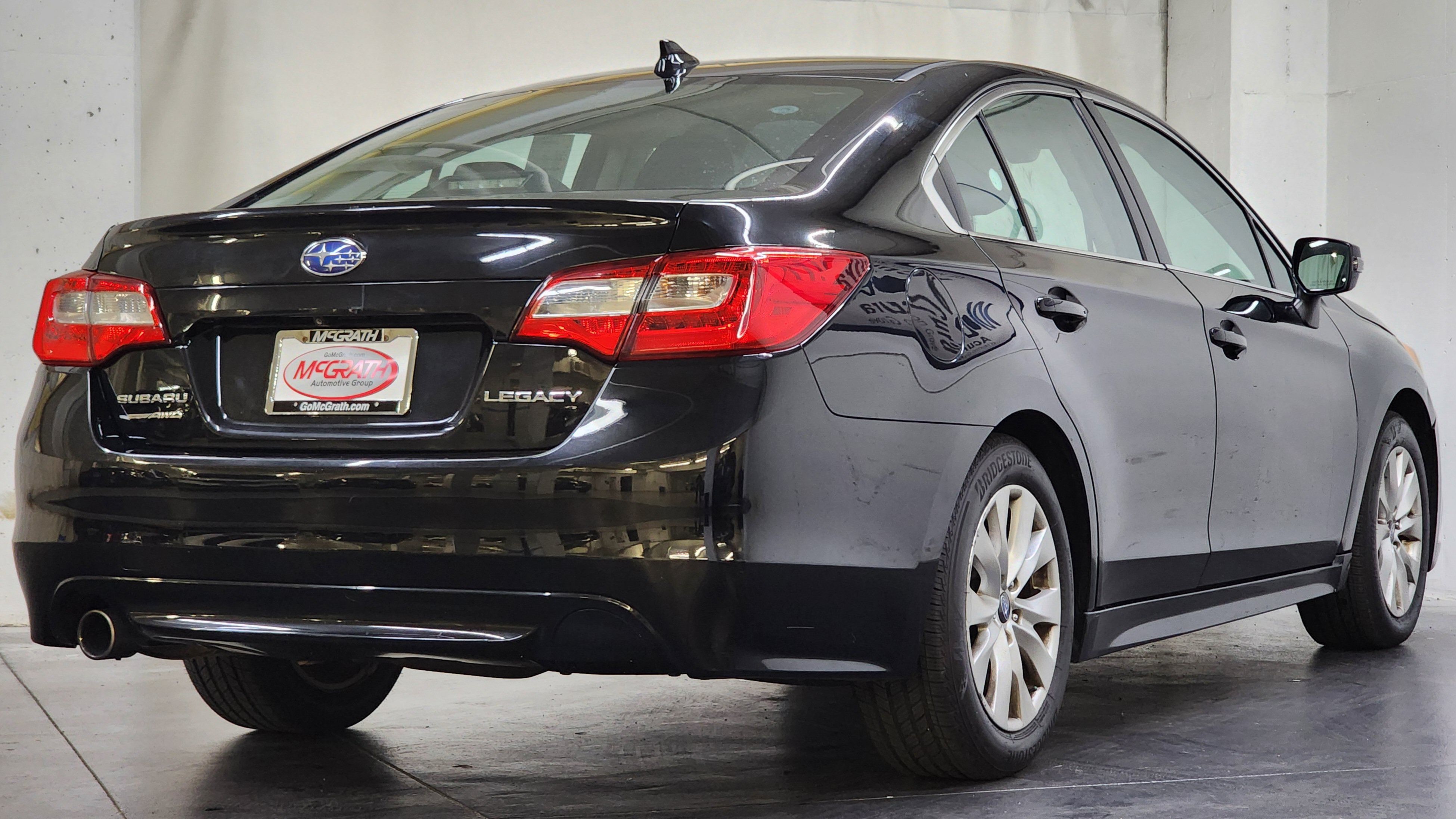 Used 2016 Subaru Legacy 2.5i Premium AWD/4WD image 6