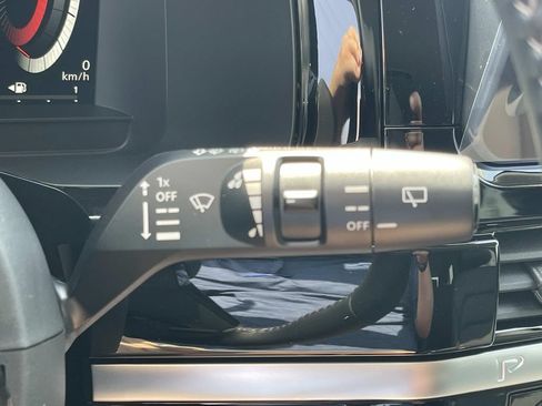 New 2026 Nissan Pathfinder SL FWD image 36