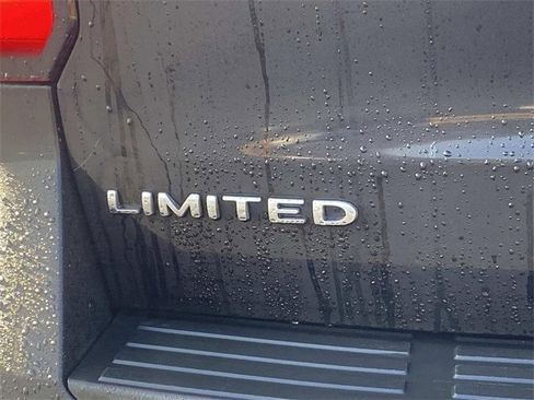 Used 2024 Ford Expedition Max Limited image 40