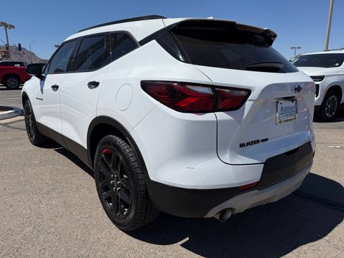 Used 2021 Chevrolet Blazer LT w/ Redline Edition AWD/4WD image 9