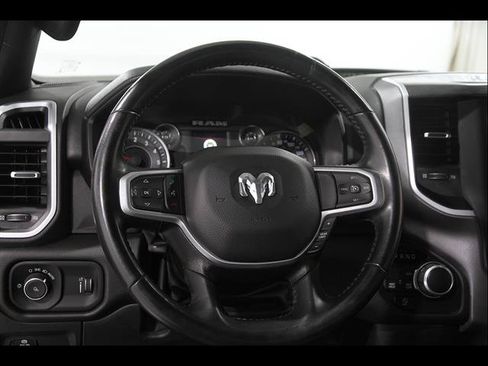 Used 2023 RAM 1500 Big Horn AWD/4WD image 7