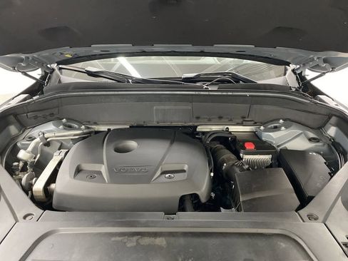 Used 2020 Volvo XC90 T6 Momentum w/ Protection Package image 13