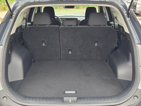 Used 2025 Kia Sportage LX FWD image 18