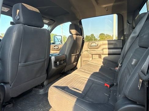 Used 2022 Chevrolet Silverado 2500 LT w/ Texas Edition AWD/4WD image 10