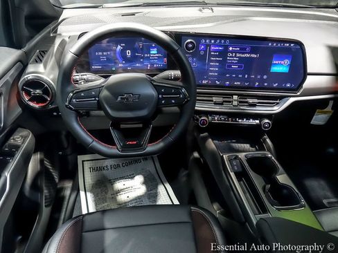 Used 2026 Chevrolet Equinox EV RS w/ LPO, All-Weather Mat Package FWD image 17