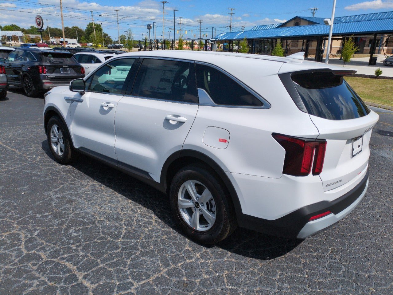 New 2026 Kia Sorento LX FWD image 5