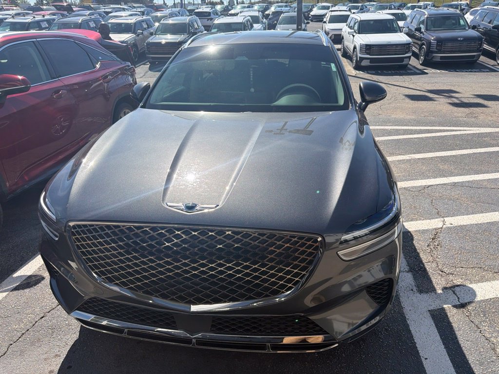 Used 2022 Genesis GV70 2.5T AWD/4WD image 1