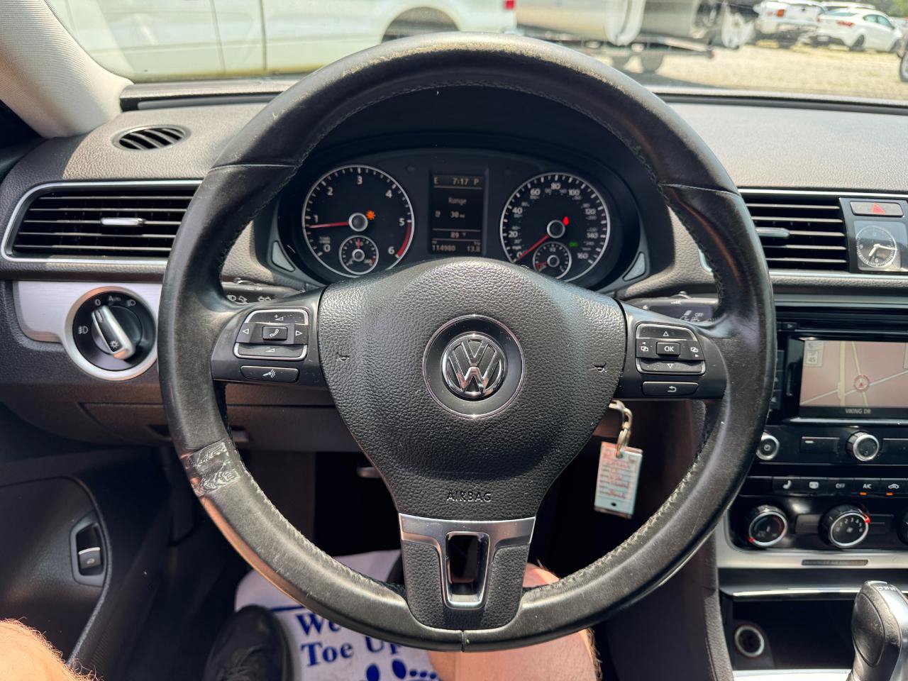 Used 2013 Volkswagen Passat TDI SE FWD image 22