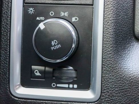 Used 2018 RAM 1500 Lone Star image 29