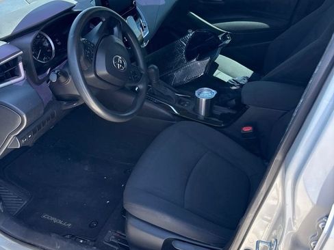 Used 2022 Toyota Corolla LE FWD image 19